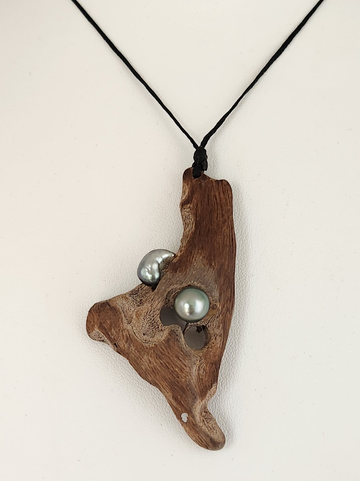 Henderson Island Driftwood & Black Pearls Pendant
