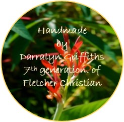 Spectacle Holder Necklace in Recycled Glass beads