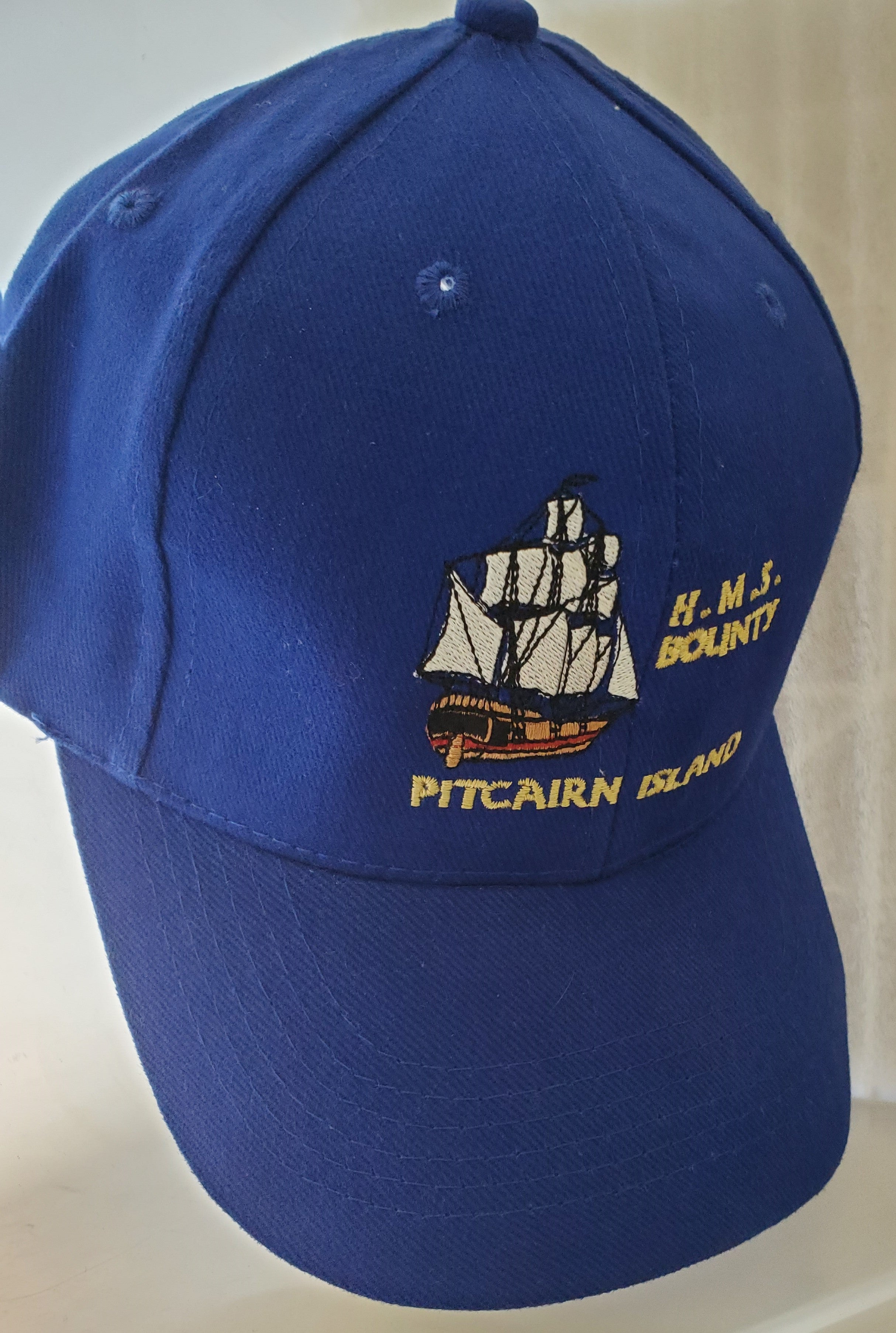 Pitcairn Island Baseball Cap - HMS Bounty bestickt