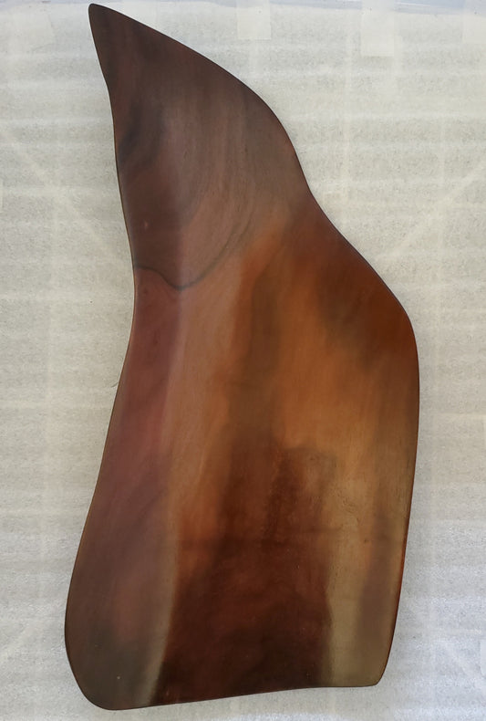 Fuente de madera para servir hecha a mano de madera local de Miró - Forma de vela