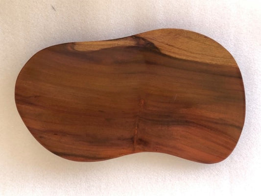 Handgefertigte Servierplatte aus lokalem Miro-Holz - Medium