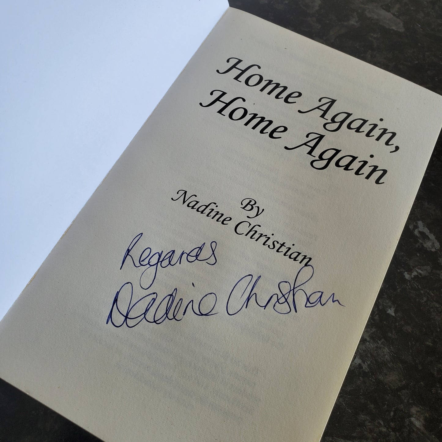 Home Again, Home Again - Libro 2 de la serie Bounty's Retreat - Firmado por la autora Nadine Christian (ahora Faulkner)