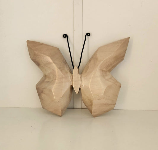 Colgante de pared de mariposa Burau tallado a mano