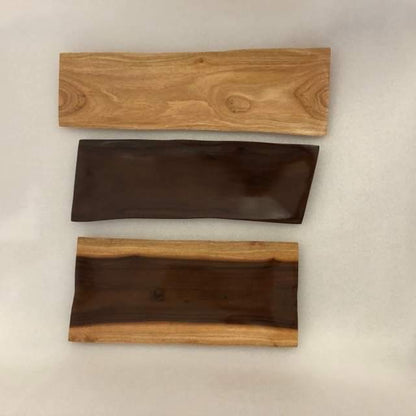 Handgeschnitzte Servierplatten aus lokalem Burau-Holz - klein