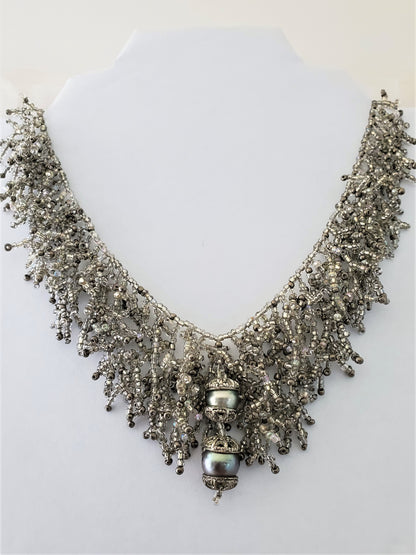 Collier Forme Corail Fait Main - Perles Noires de Tahiti & Perles Argentées