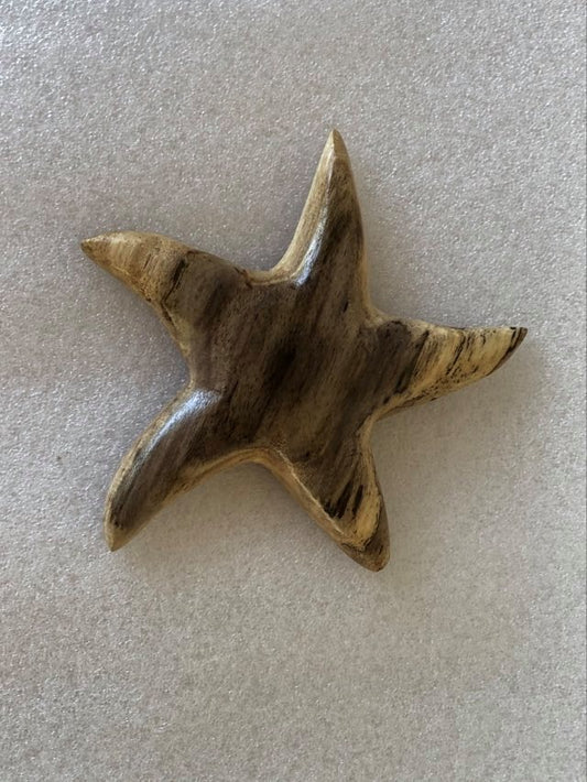Imán de nevera de estrella de mar hecho a mano en madera de Burau local - Pequeño